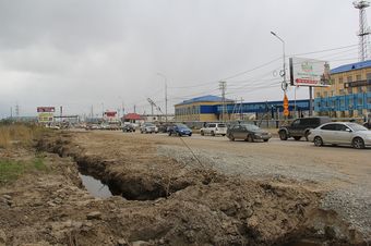 В Якутске в этом году не завершат расширение улицы Автодорожной: мешает напорная канализация